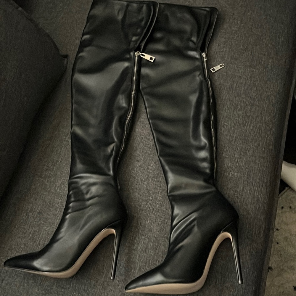 Thigh High Stiletto Black Boots with Silver Zipper Detail